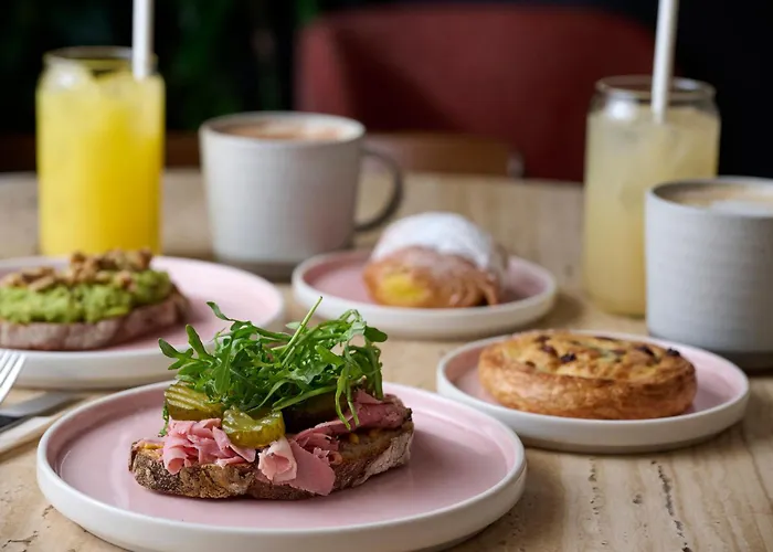 Cove Landmark Pinnacle Londra